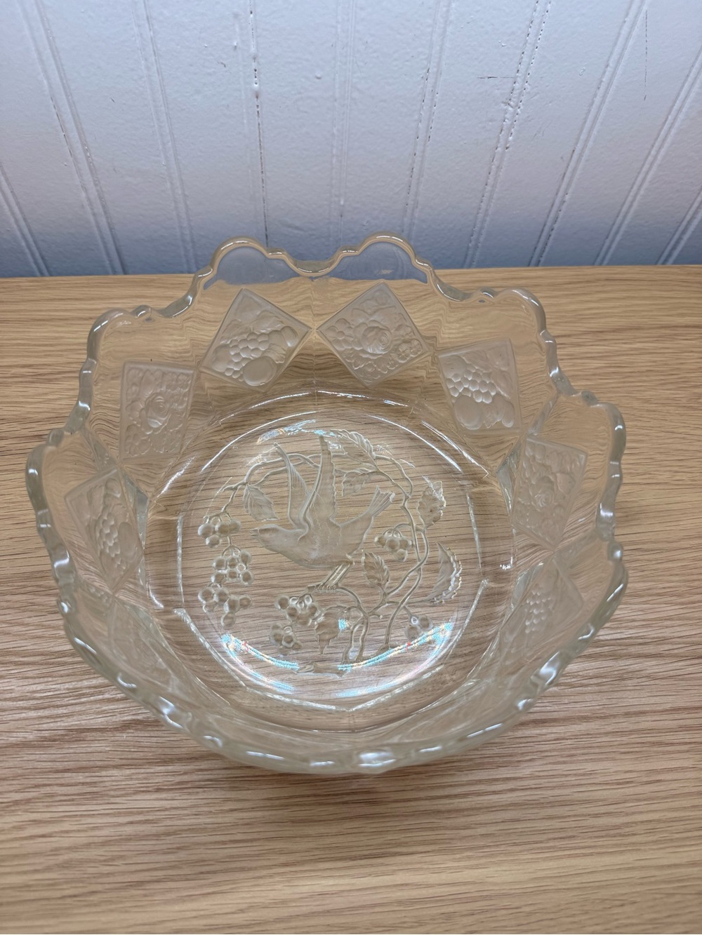Source Unknown Clear Pressed Glass Serving Bowl with Bird and Berry Motif